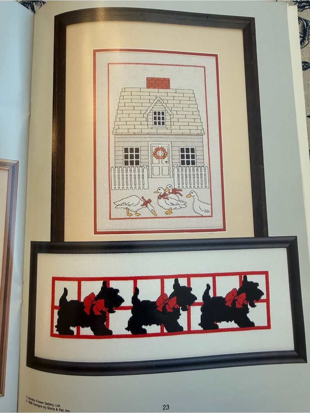 A Parade of Favorites Cross Stitch Pattern Book 1986 17 Designs Geese Ducks Bear - Picture 7 of 9